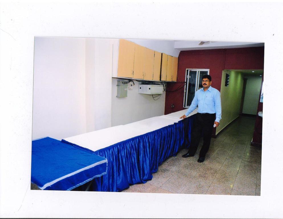 היידראבד Hotel Padmini Residency מראה חיצוני תמונה