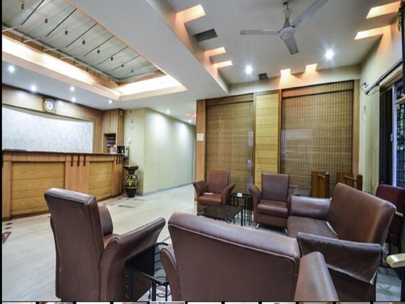היידראבד Hotel Padmini Residency מראה חיצוני תמונה