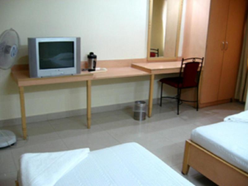 היידראבד Hotel Padmini Residency מראה חיצוני תמונה